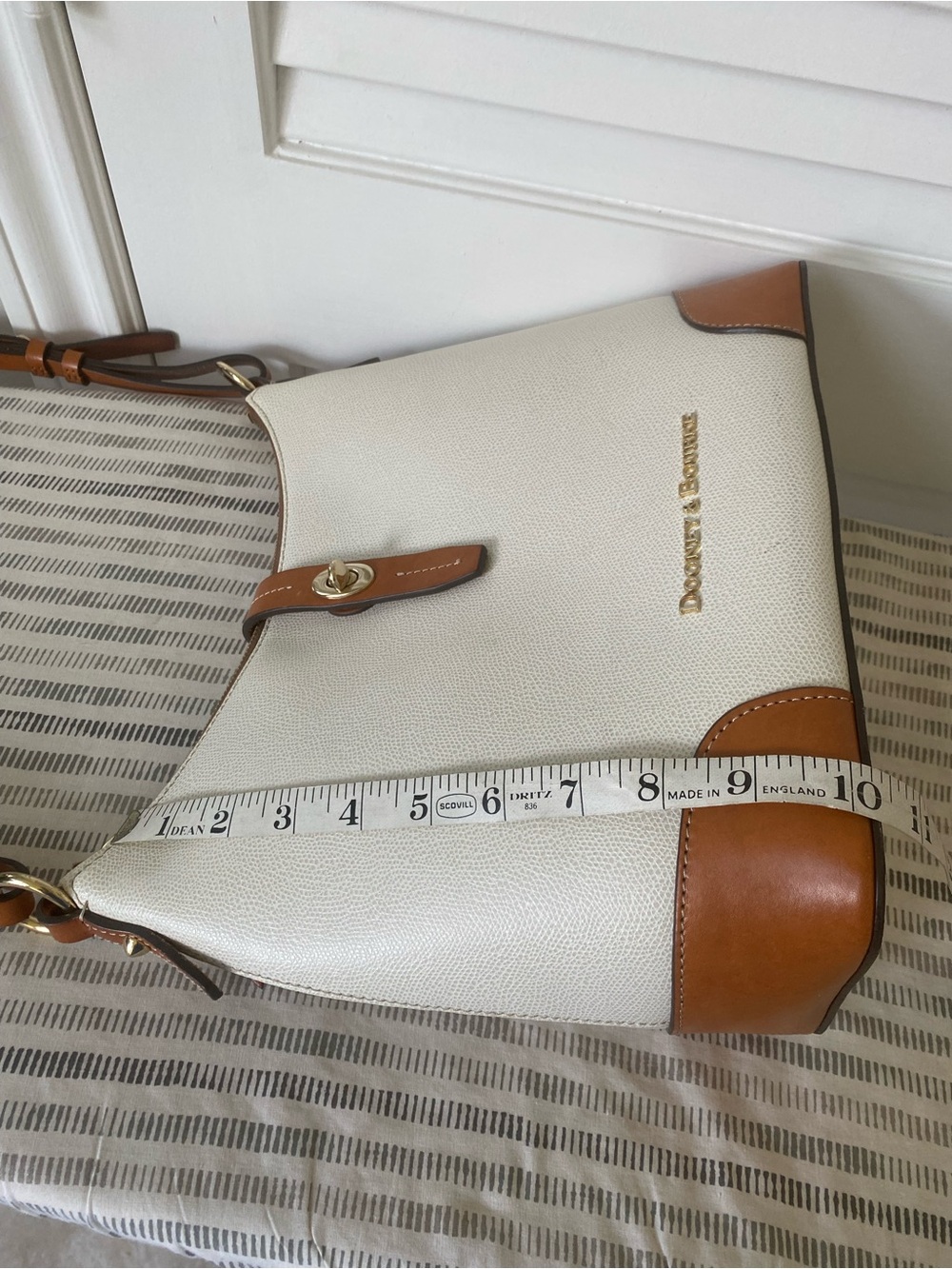 Dooney & Bourke Cream and Tan Leather Shoulder Hobo - Picture 4 of 6